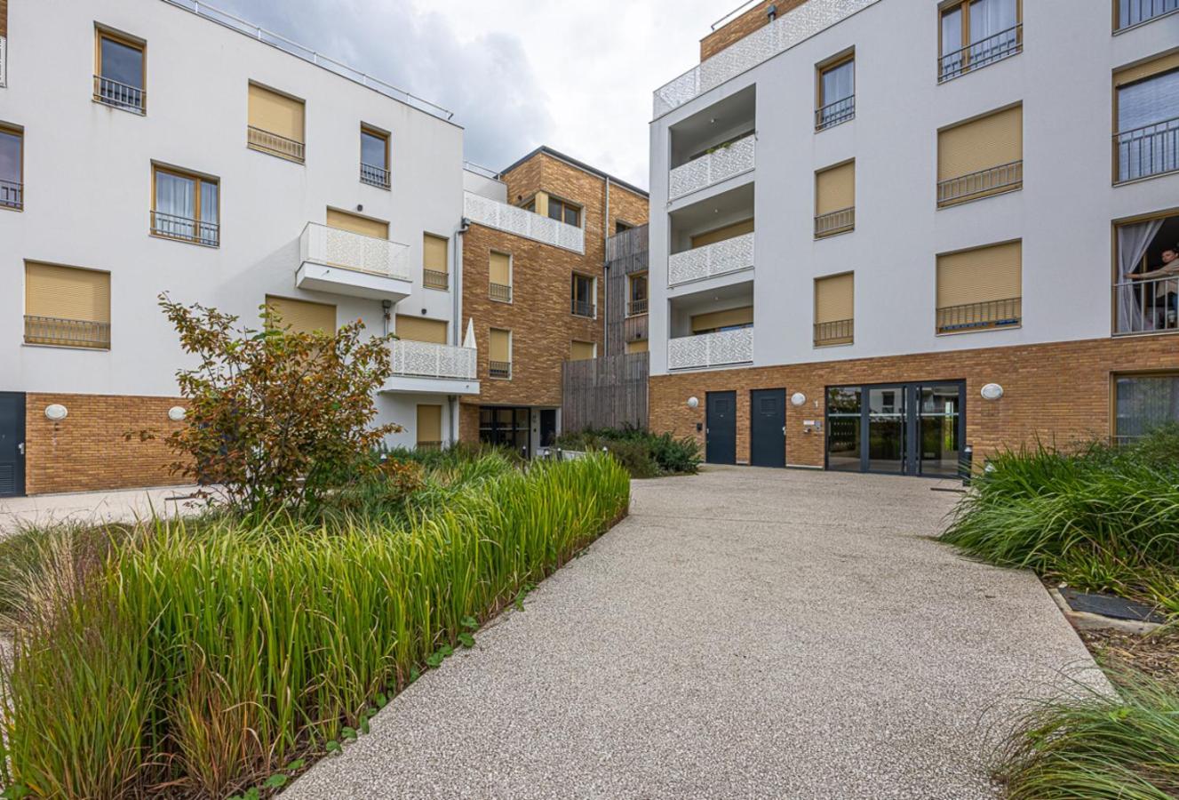 Studio Entre Paris & Disneyland Noisy-le-Grand Exterior photo